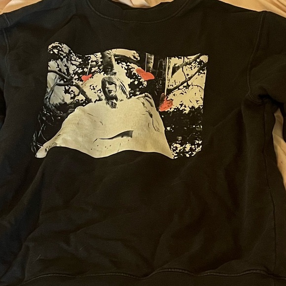 Taylor swift sweatshirt - Picture 2 of 5